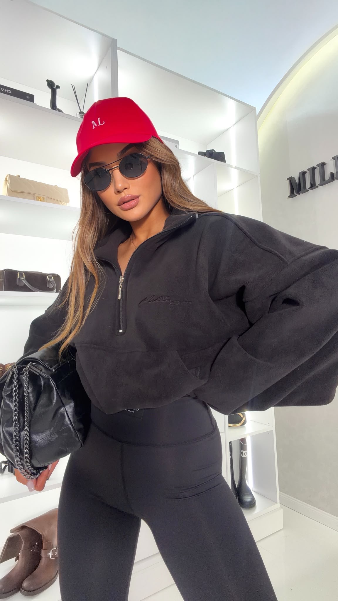 MILLAGRO SOFT FLEECE – CZERŃ