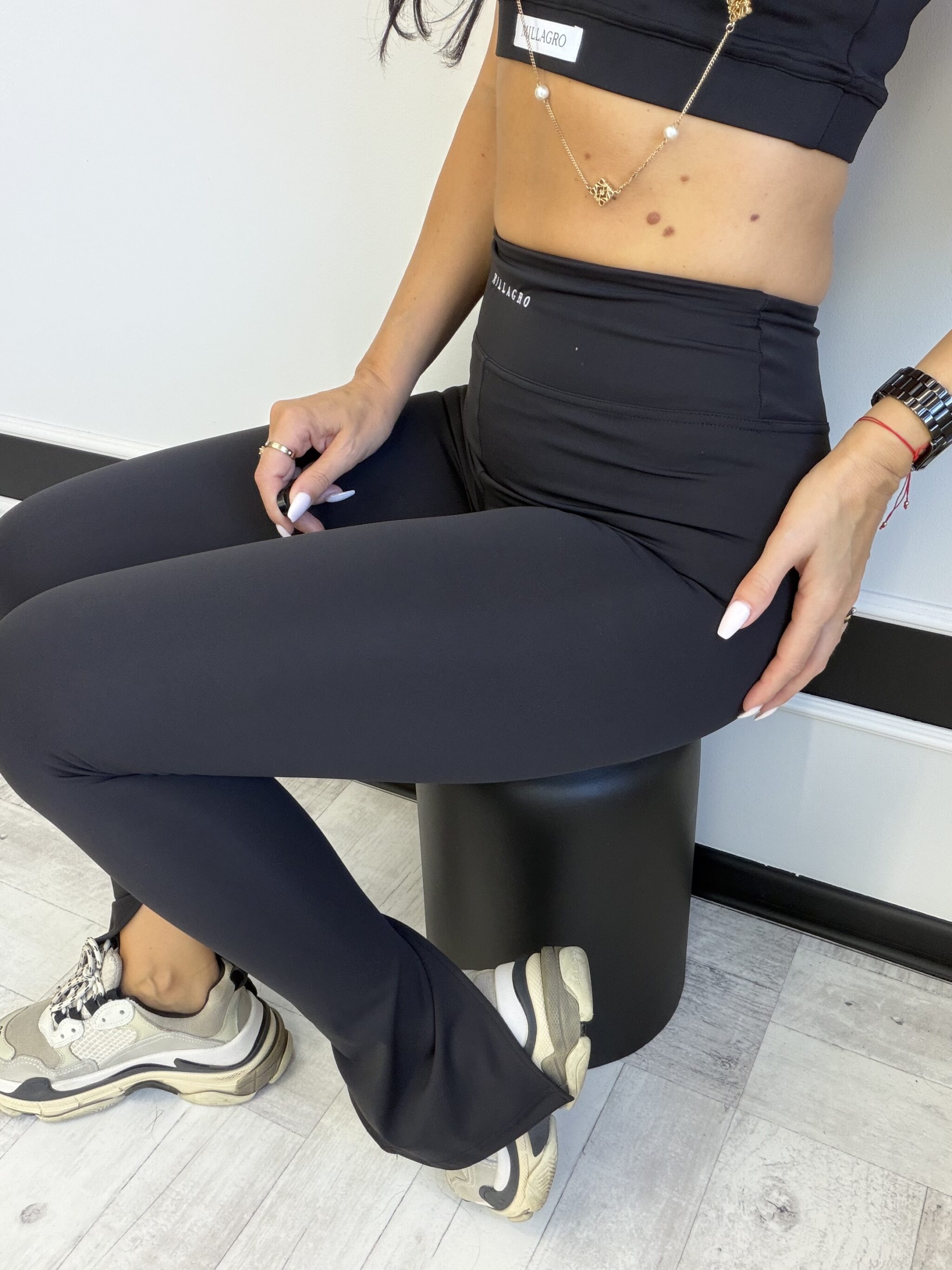 MILLAGRO SHAPE LEGGINGS – BLACK
