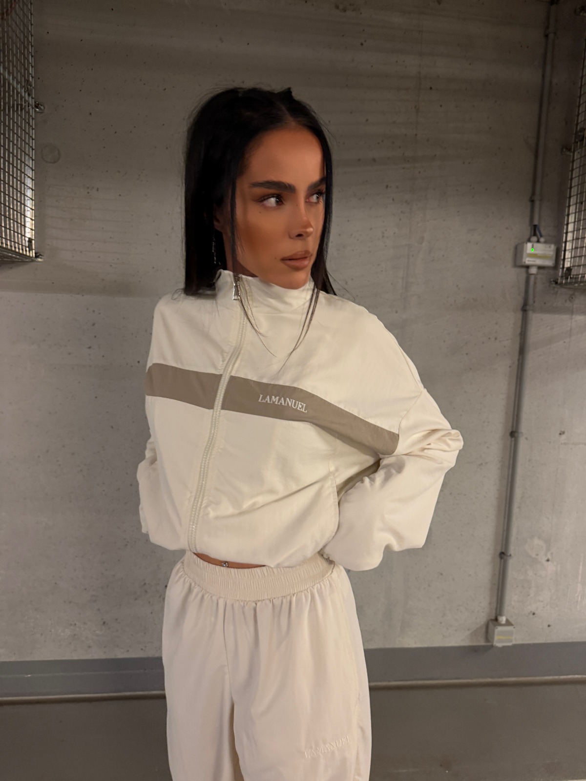 Damska bluza LaManuel nylonowa oversize ze stójką – BalMa But